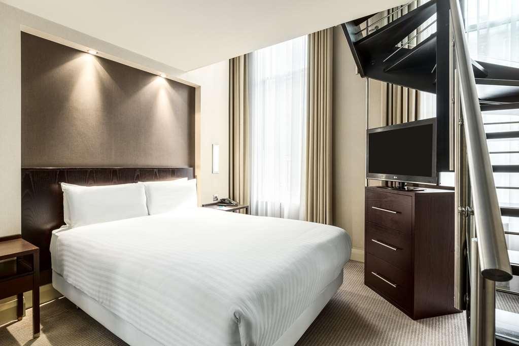 Nh London Kensington Hotel Стая снимка