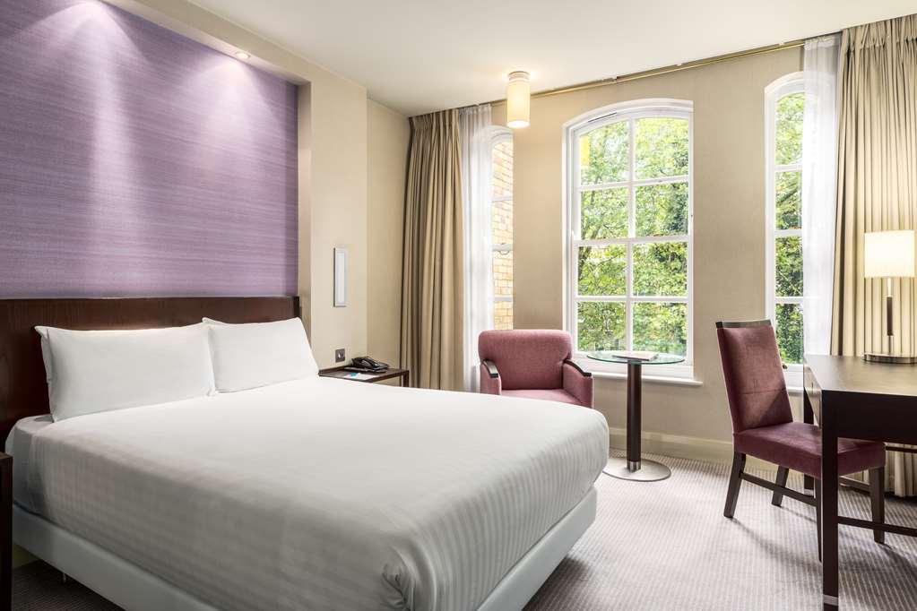 Nh London Kensington Hotel Стая снимка